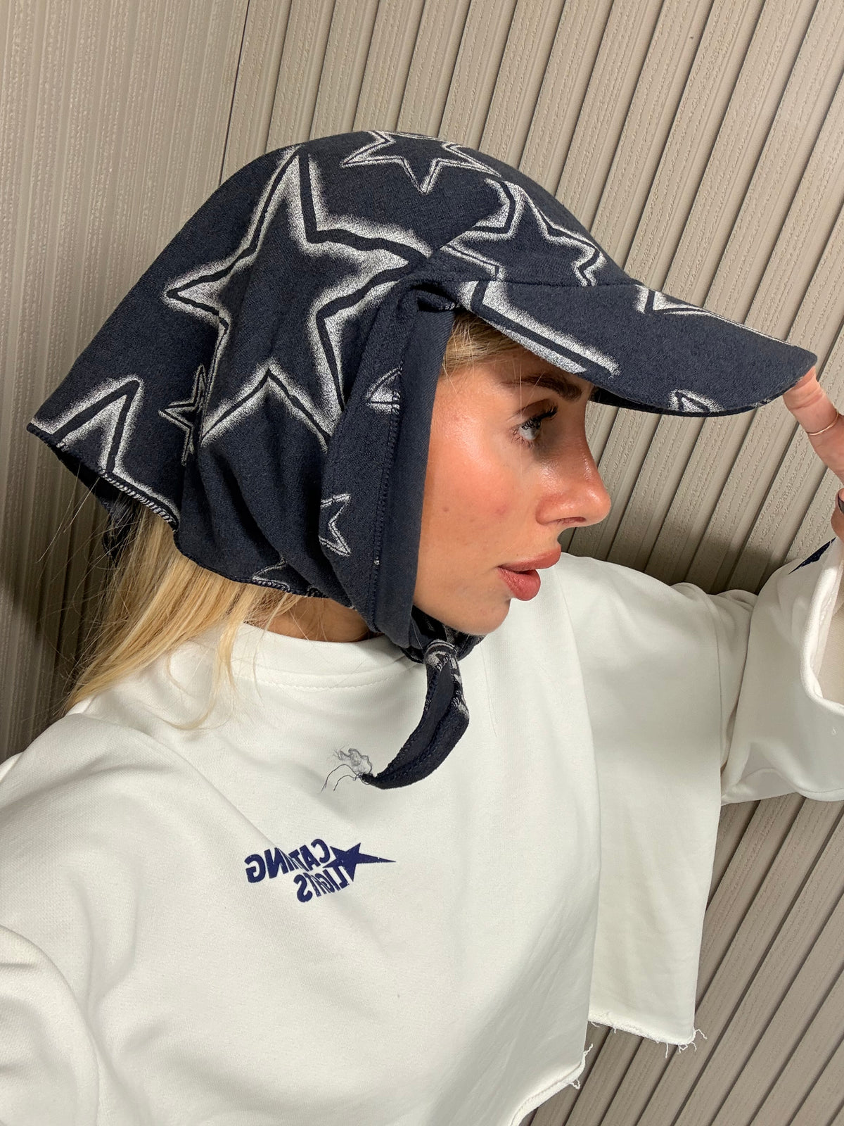 CAPPELLO BANDANA STELLE BLU