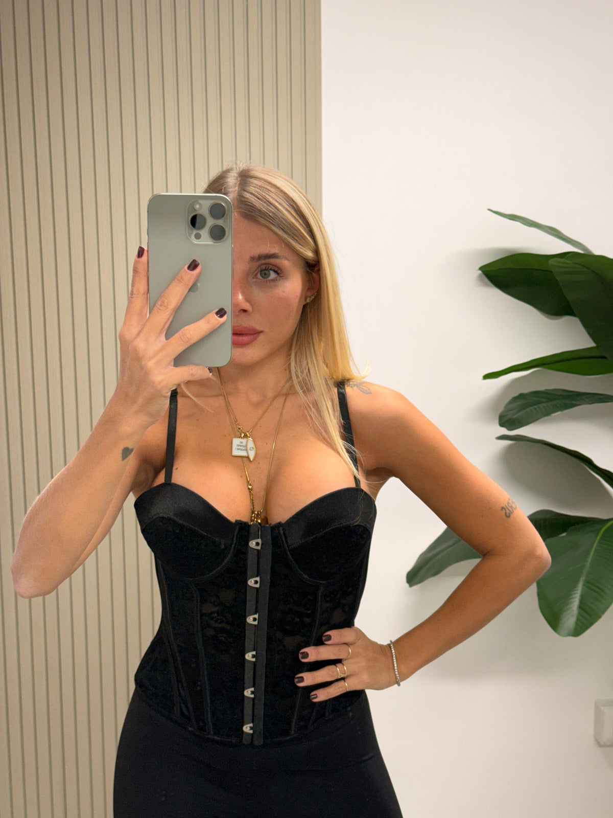 BUSTINO RACHELE NERO